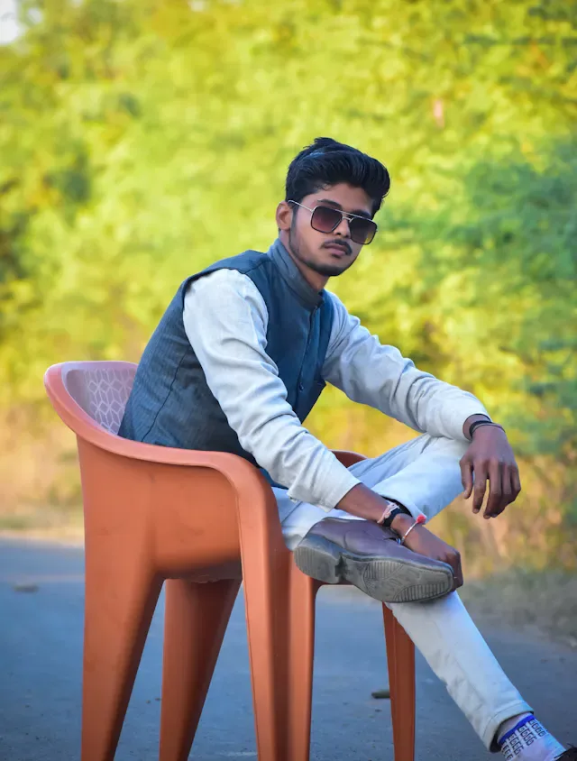 পার্ল ঐতিহ্যবাহী পোশাক