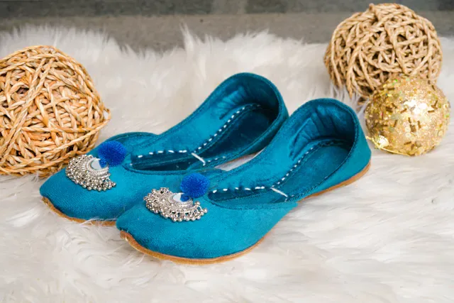 Sunday Traditional Footwear